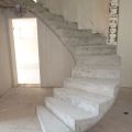 Поворотные бетонные лестницы